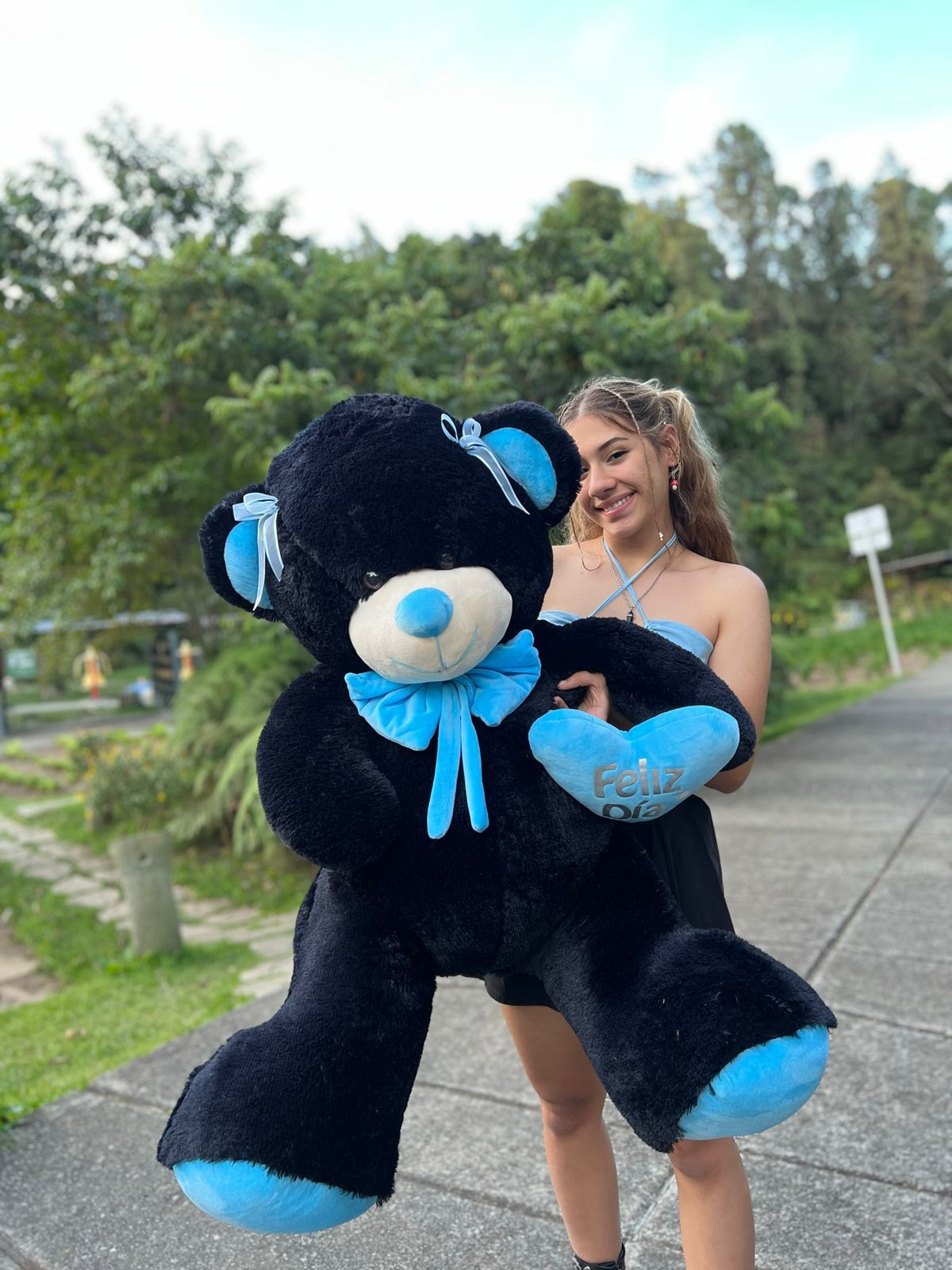Peluche Oso Arcoíris con Corazón 140cm - Varios Colores | DigitalStyle HUB