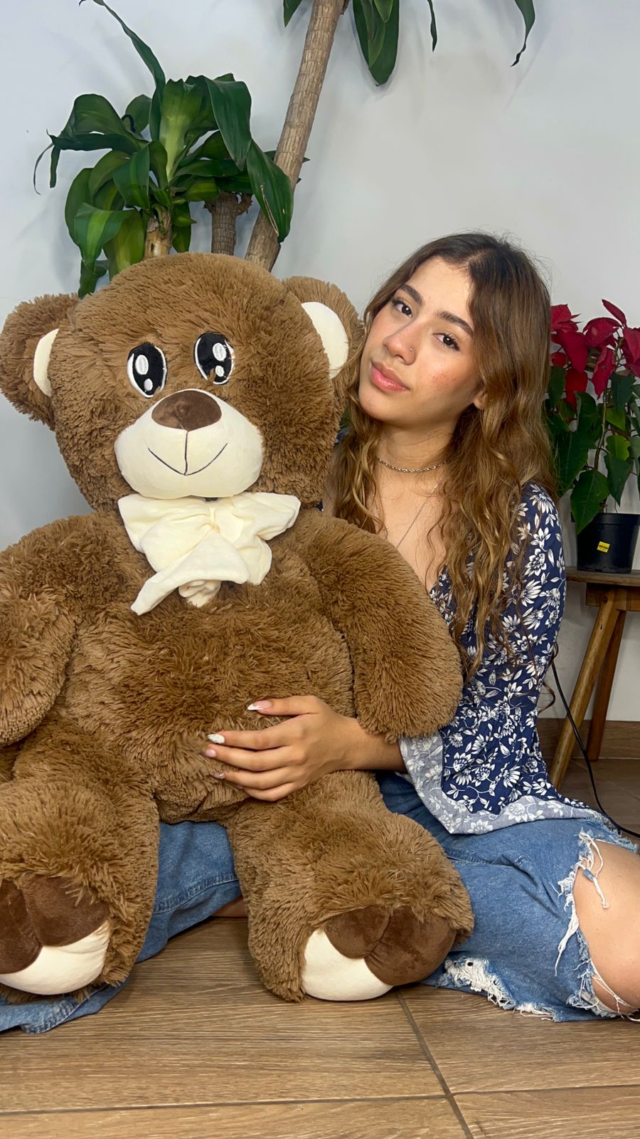 Peluche Oso Pipe Ojos Bordados 100cm - Tierno y Elegante | DigitalStyle HUB